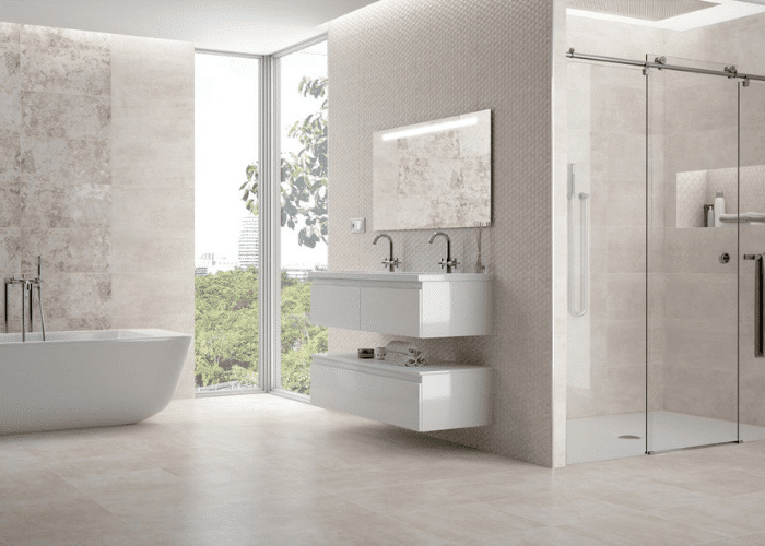 petite-salle-de-bain-carrelage-blanc