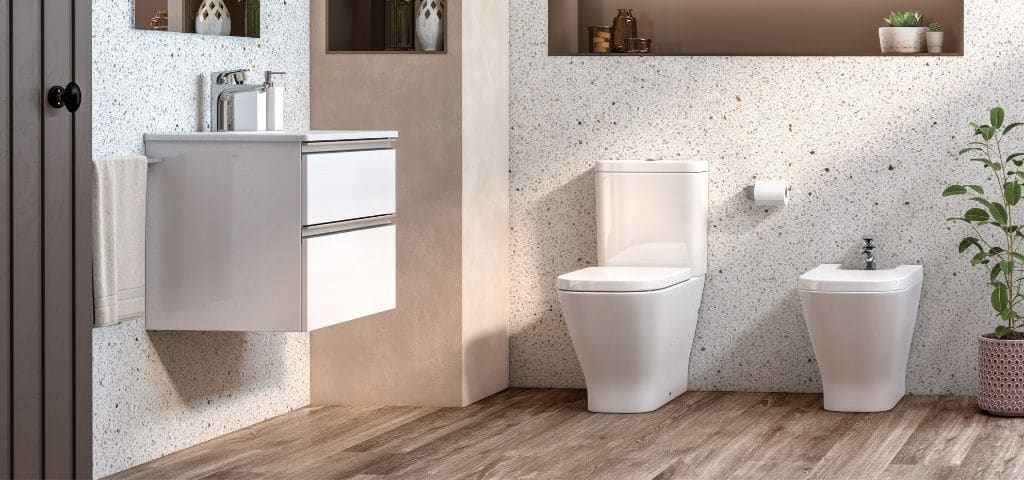 Bidet et cuvette WC suspendus moderne avec abattant à fermeture