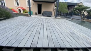 terrasse-en-construction-lames-composites