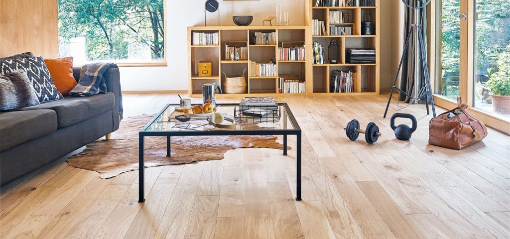 Le parquet stratifié, le revêtement de sol tendance et économique